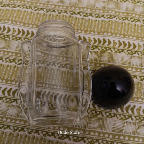 Vintage Pond's Cream Dramatic Results Glass Bottle - *ONLY 4 LEFT* - Picture 2 of 6